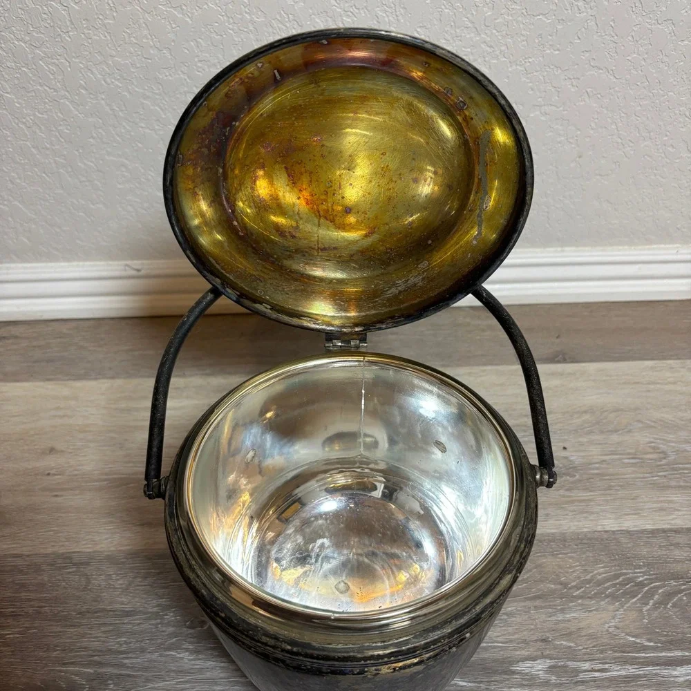 Vintage Silver Plated Ice‎ Bucket Hinged Lid Handle Ornate Lidded Container